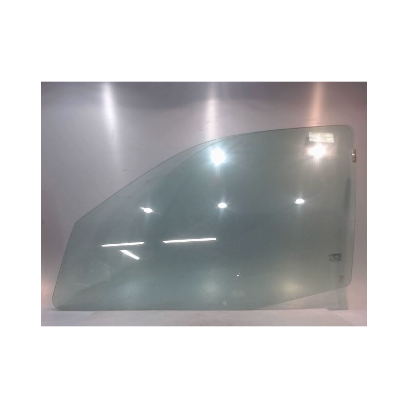 GLACE PORTE AVG RENAULT CLIO