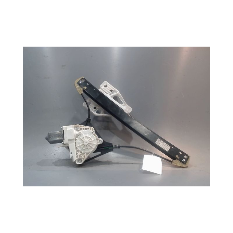 MECANISME+MOTEUR LEVE-GLACE ARRIERE DROIT AUDI A1