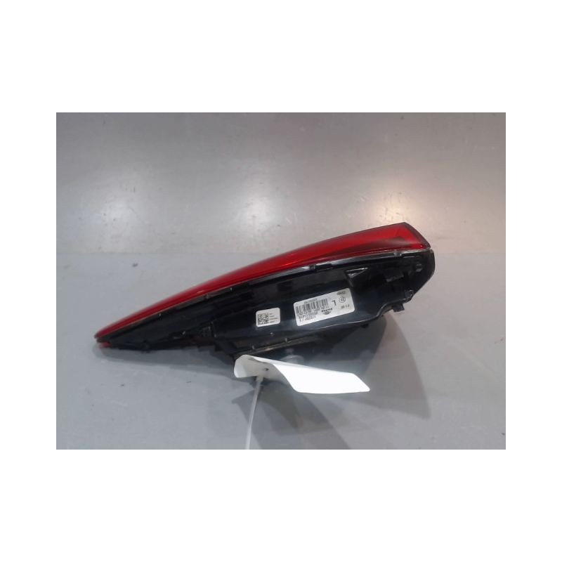 FEU ARRIERE INTERIEUR GAUCHE RENAULT CLIO