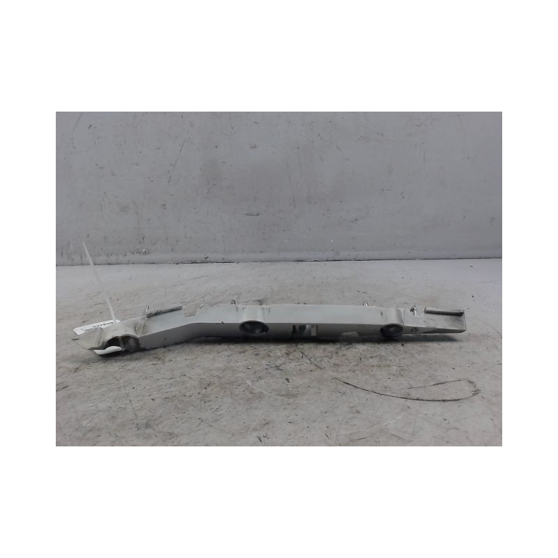 SUPPORT PARE-CHOC AVD FORD FOCUS C-MAX 03-07