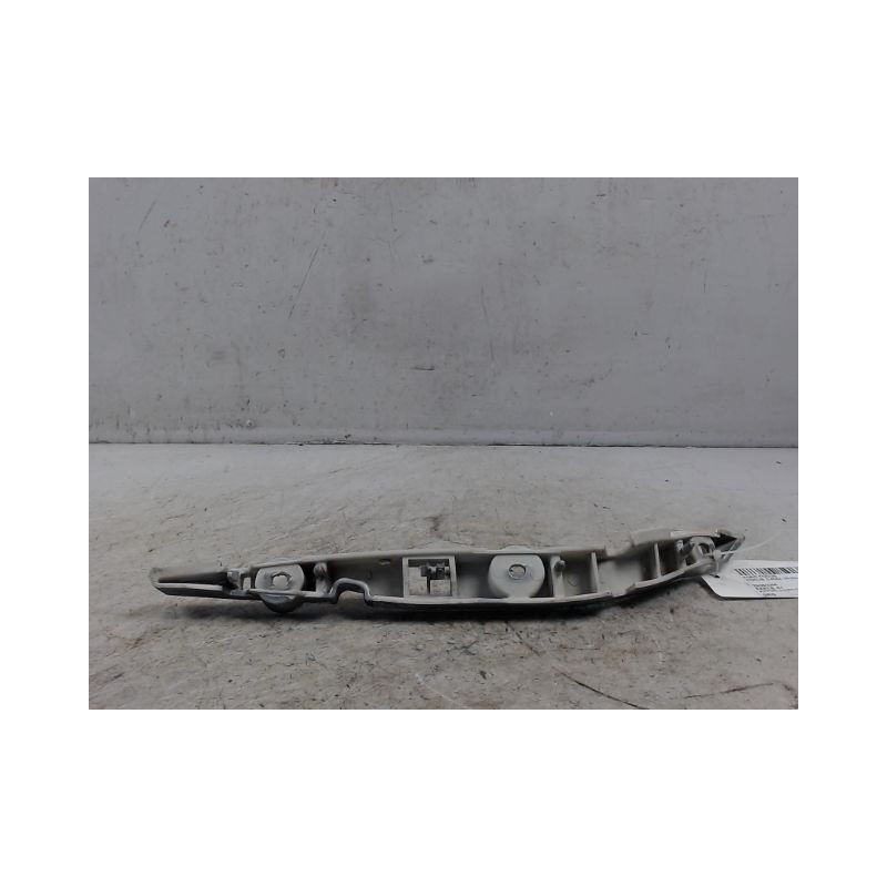 SUPPORT PARE-CHOC AVD FORD FOCUS C-MAX 03-07