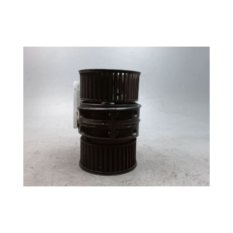 MOTEUR VENTILATEUR CHAUFFAGE RENAULT SCENIC