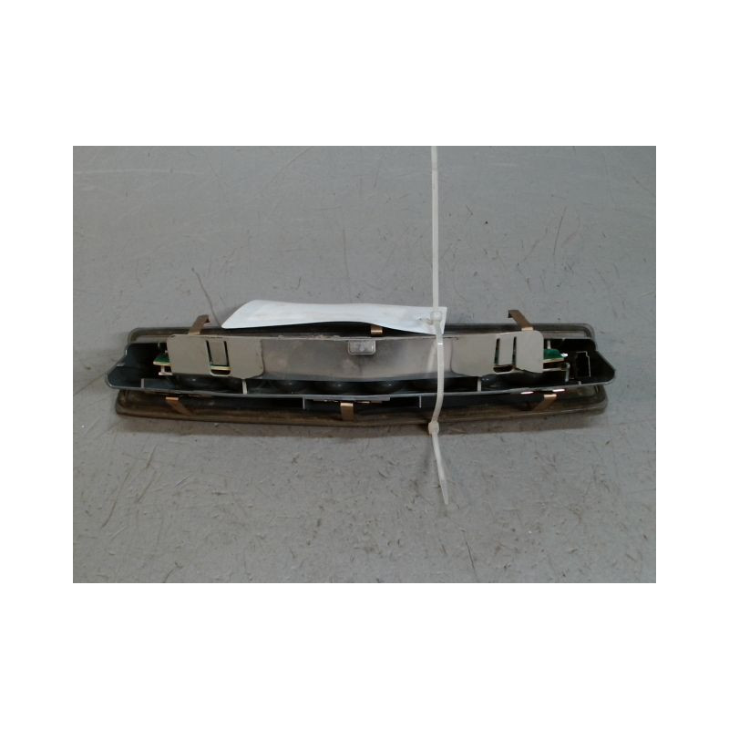FEUX STOP SUPPLEMENTAIRE OPEL ZAFIRA