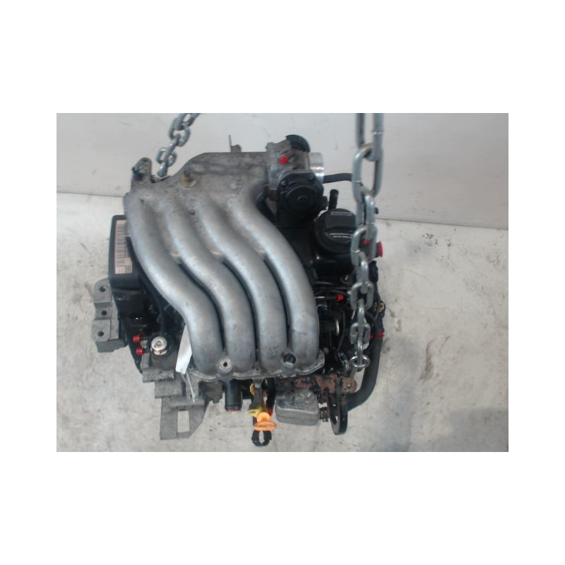 MOTEUR ESSENCE VOLKSWAGEN NEWBEETLE 2.0