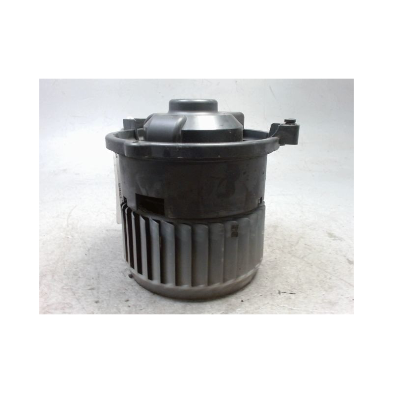MOTEUR VENTILATEUR CHAUFFAGE MITSUBISHI COLT CZ 2005-