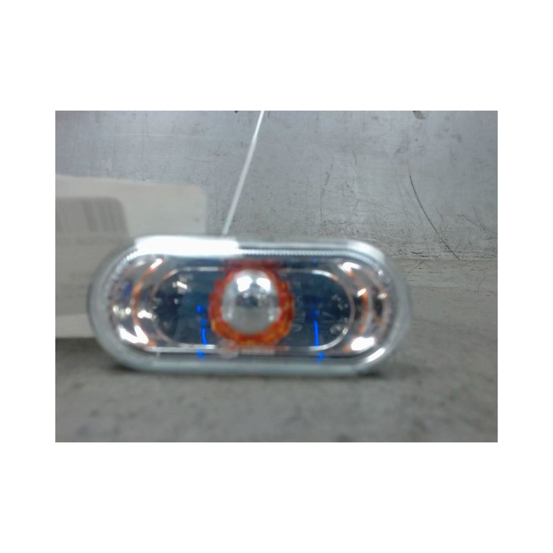 REPETITEUR AILE GAUCHE SKODA CITIGO
