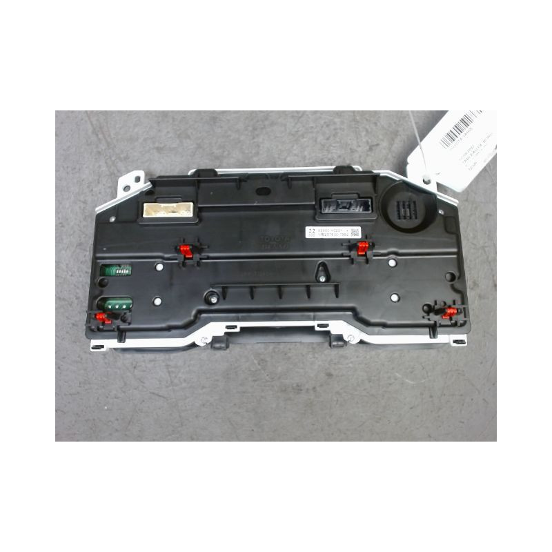 BLOC COMPTEURS TOYOTA YARIS