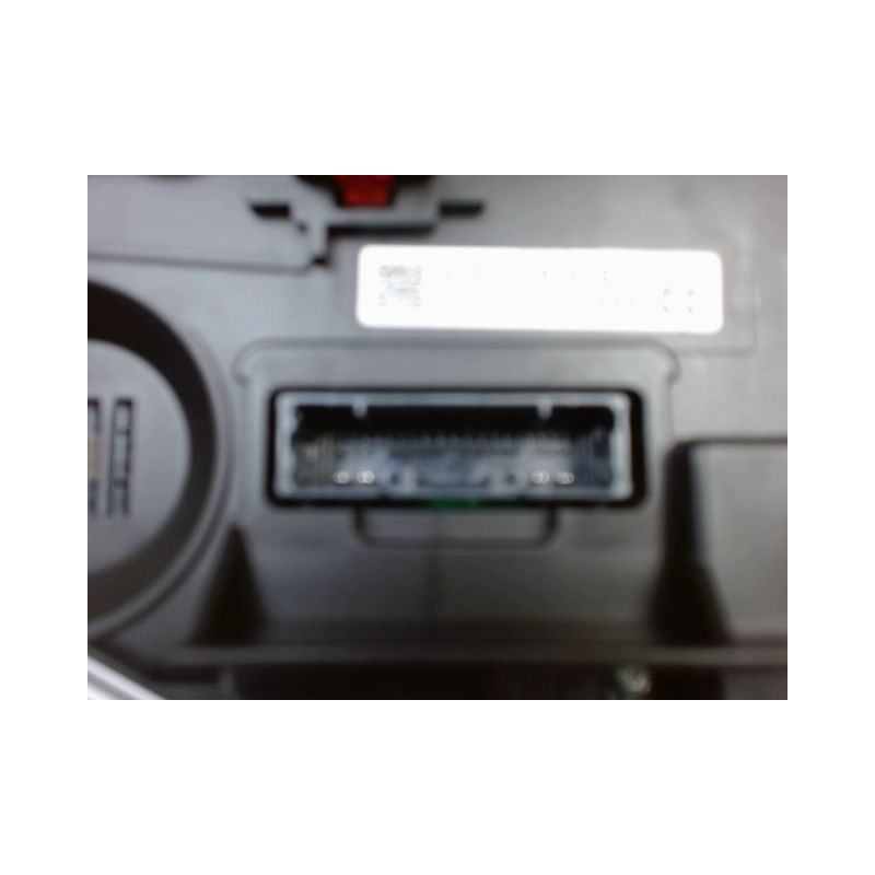 BLOC COMPTEURS TOYOTA YARIS