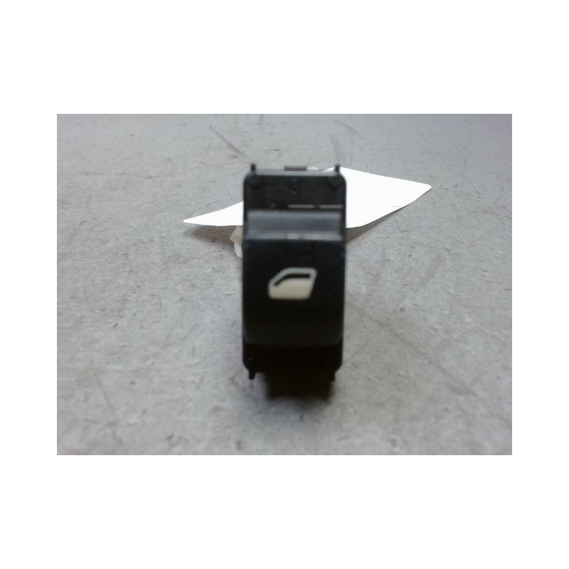 COMMANDE LEVE-GLACE PORTE AVD PEUGEOT PARTNER TEPEE 2008-