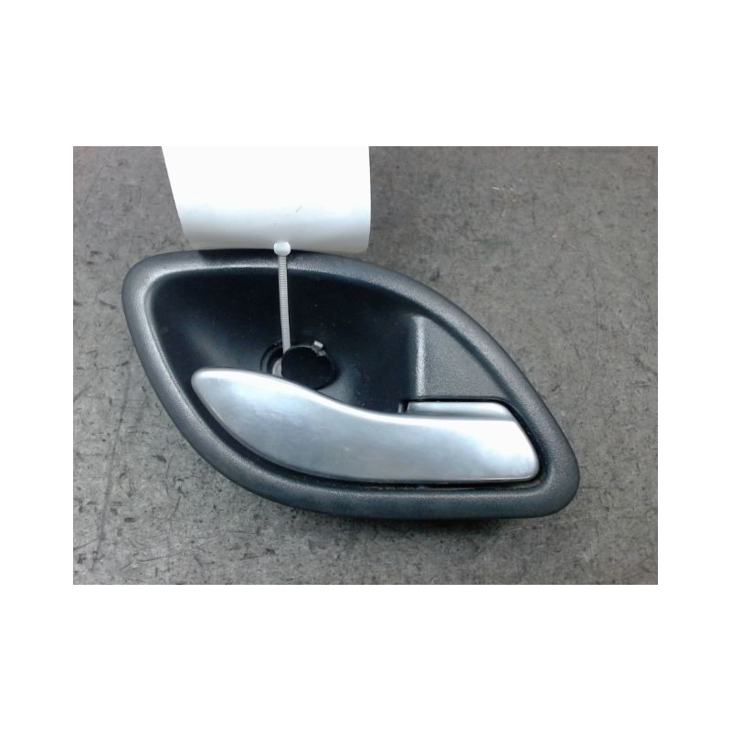 POIGNEE INTERIEURE PORTE ARRIERE DROIT RENAULT ESPACE 2006-
