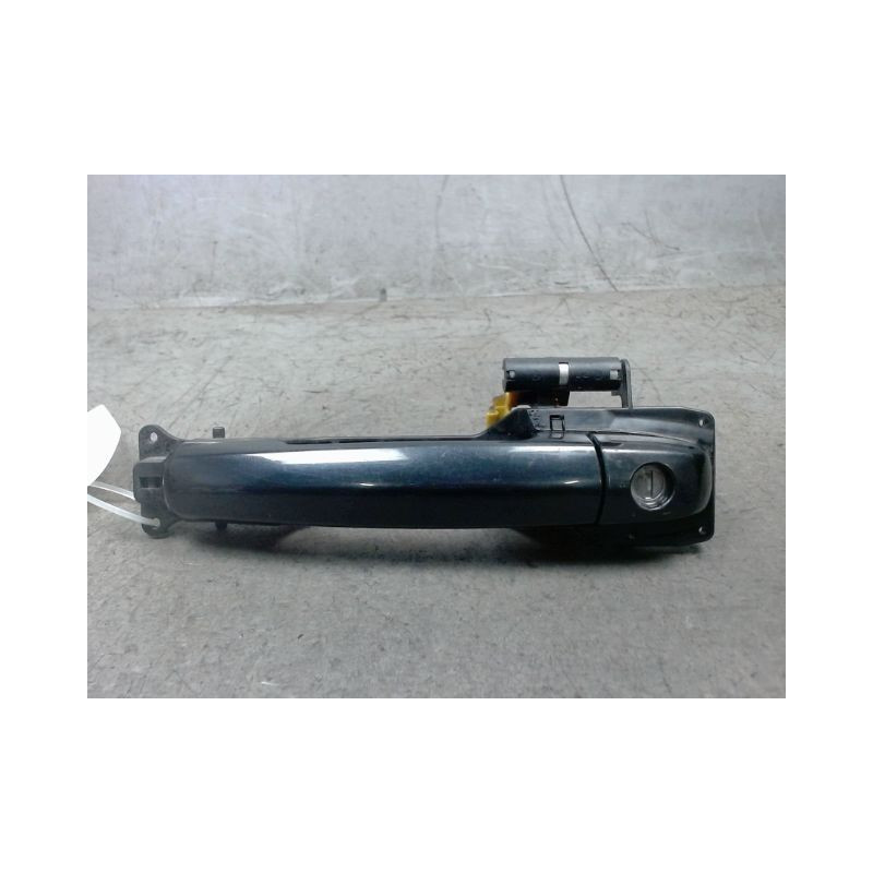 POIGNEE EXTERIEURE PORTE AVANT GAUCHE SUZUKI SWIFT 3P