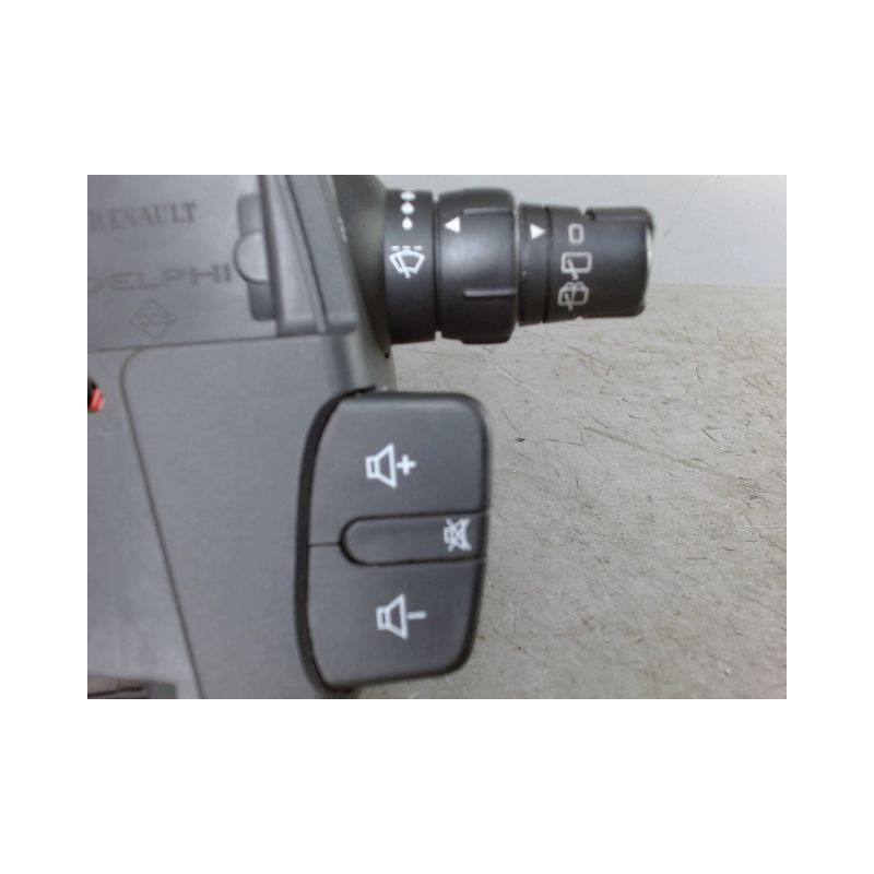 COMMANDE ESSUIE GLACE RENAULT CLIO
