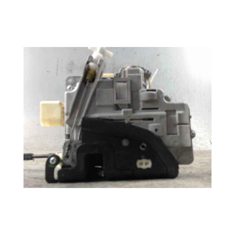 SYSTEME CONDAMNATION AVANT DROIT VOLKSWAGEN PASSAT SW 2005-
