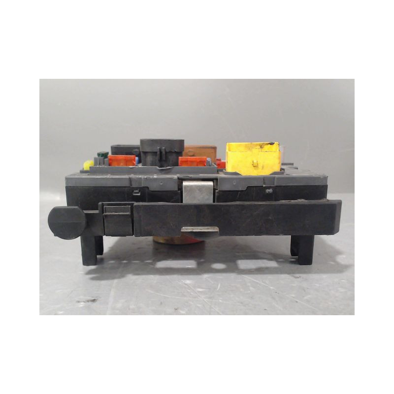 BOITE A FUSIBLES CITROEN C5 TOURER 2008-