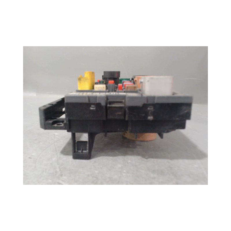 BOITE A FUSIBLES CITROEN C4 2010-