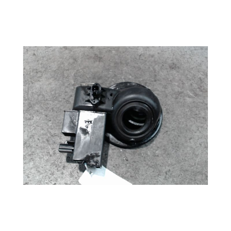 VOLET DE TRAPPE CARBURANT FORD FOCUS 05-07