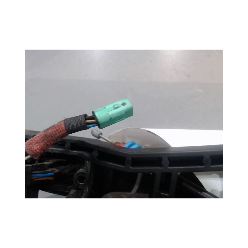 POIGNEE EXTERIEURE PORTE AVANT DROIT FORD C-MAX