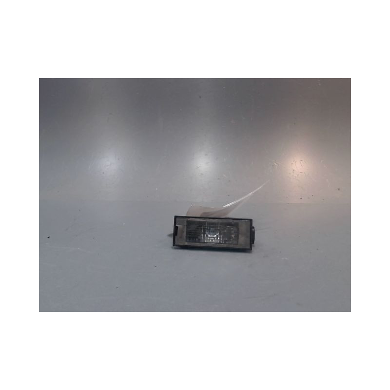 ECLAIREUR PLAQUE DE POLICE GAUCHE RENAULT CLIO 1.5 DCI - 80