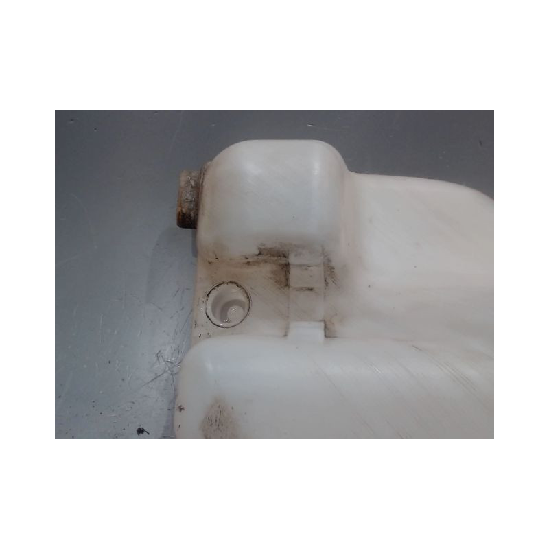 RESERVOIR LAVE-GLACE AVANT RENAULT MEGANE