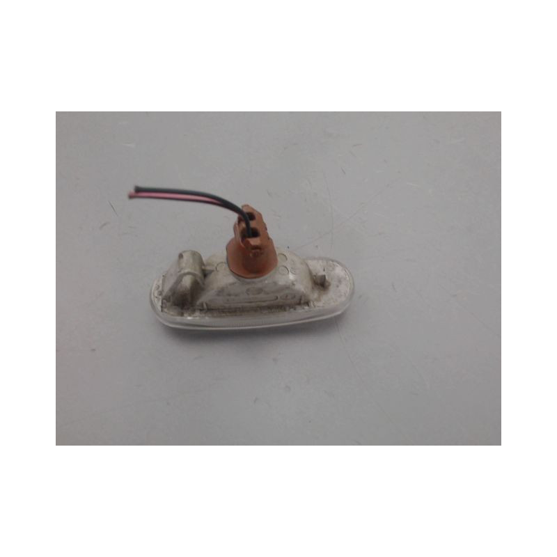 REPETITEUR AILE DROIT FIAT PUNTO