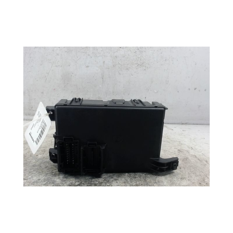 PLATINE FUSIBLE HABITACLE OPEL CORSA 06-09