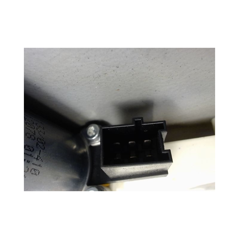 MECANISME+MOTEUR LEVE-GLACE ARRIERE DROIT MERCEDES CLASSE B
