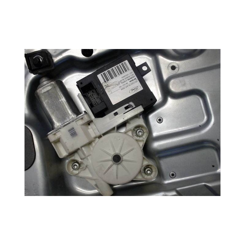 MECANISME+MOTEUR LEVE-GLACE ARRIERE DROIT FORD FOCUS