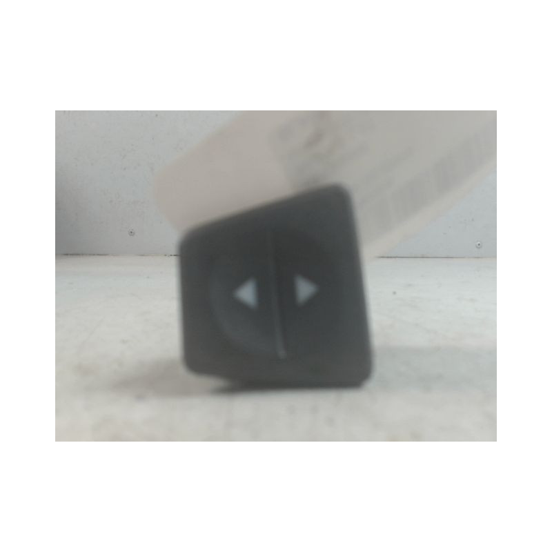COMMANDE LEVE-GLACE PORTE AVG FIAT PANDA 2003-