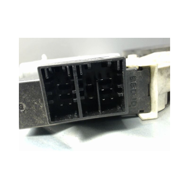 MECANISME+MOTEUR LEVE-GLACE AVANT GAUCHE SEAT IBIZA