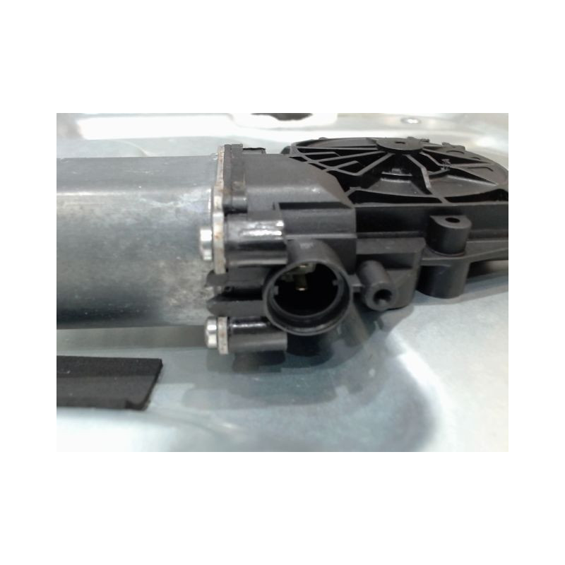 MECANISME+MOTEUR LEVE-GLACE AVANT DROIT NISSAN QASHQAI