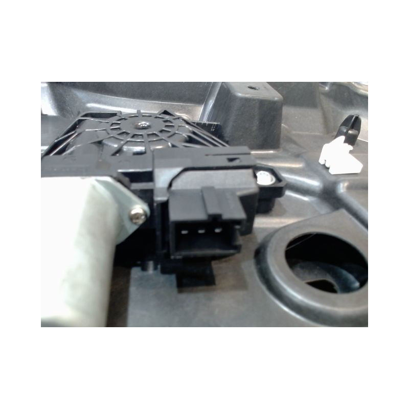MECANISME+MOTEUR LEVE-GLACE ARRIERE DROIT MERCEDES CLASSE A