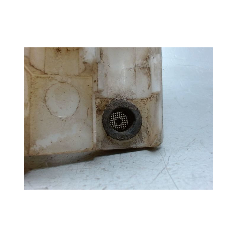 RESERVOIR LAVE-GLACE AVANT VOLVO S80 2003-