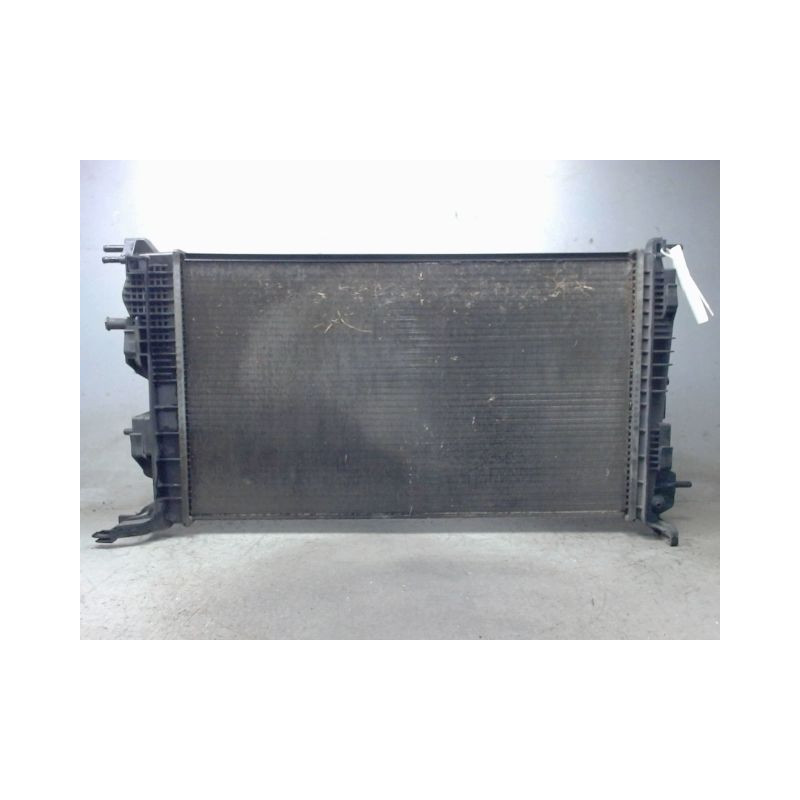 RADIATEUR RENAULT SCENIC III 2009-