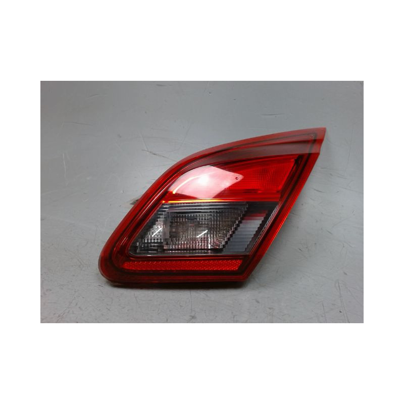FEU ARRIERE INTERIEUR DROIT OPEL CORSA