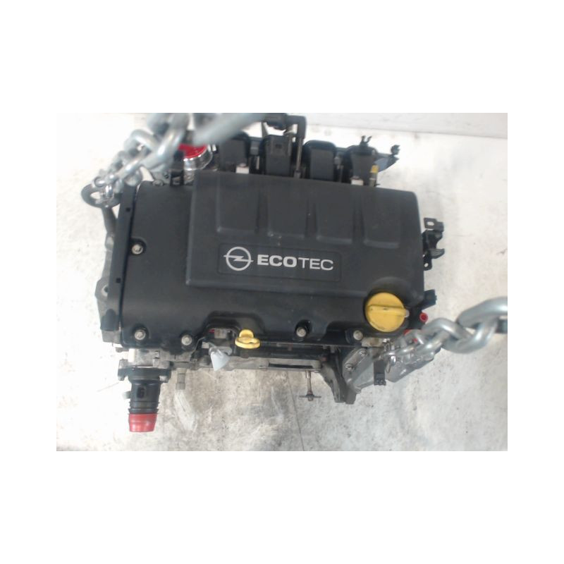 MOTEUR ESSENCE OPEL CORSA 1.4 