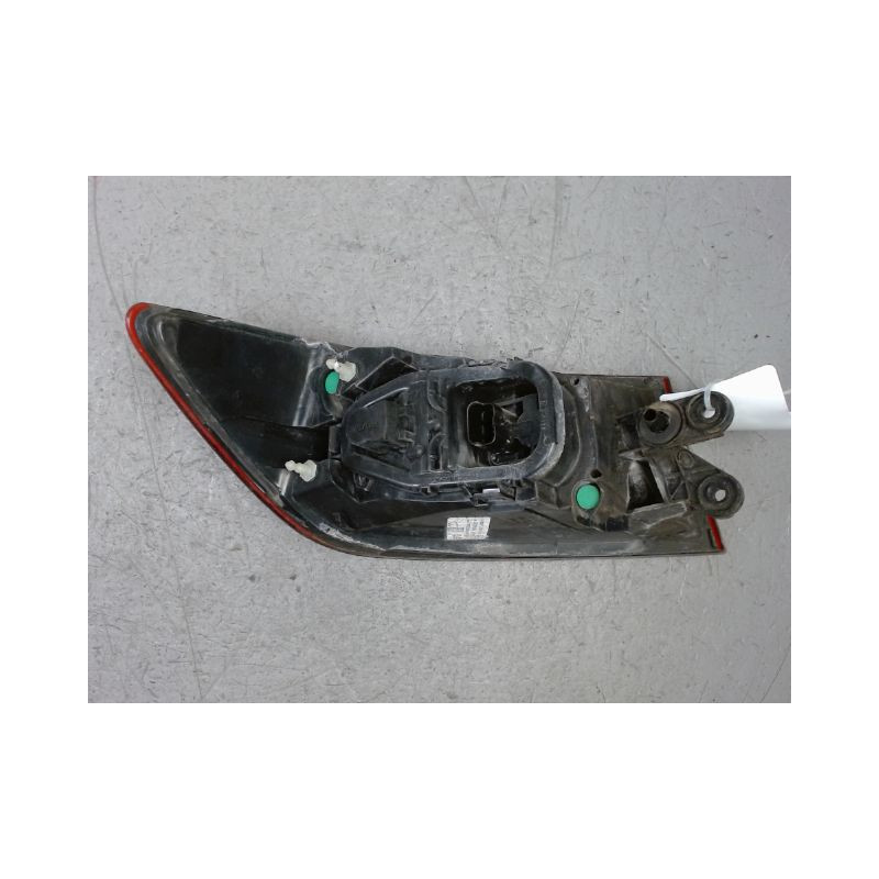 FEU ARRIERE DROIT RENAULT CLIO IV 2012-