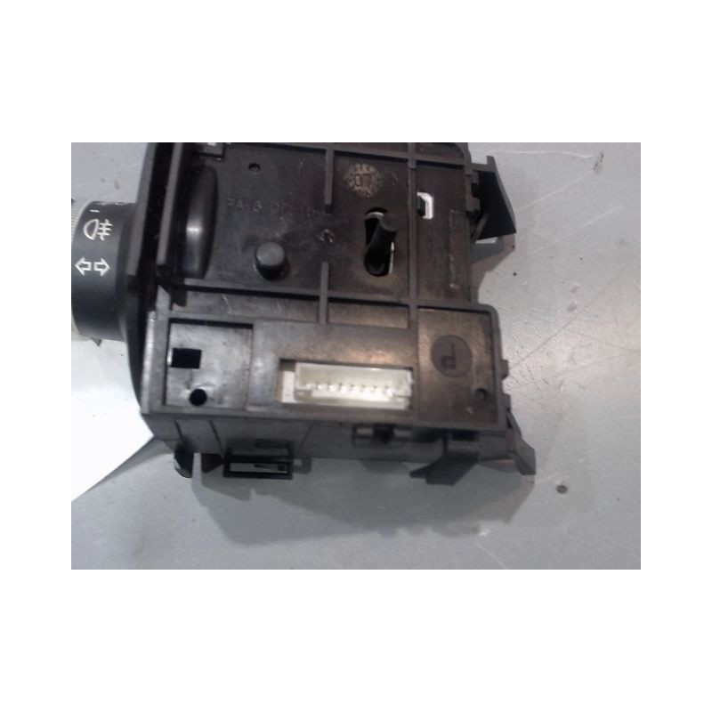 COMMANDE CLIGNOTANT RENAULT MEGANE