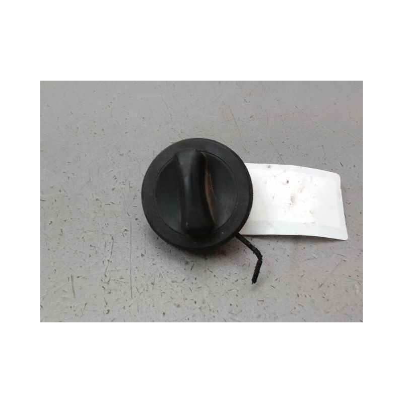 BOUCHON RESERVOIR A CARBURANT MERCEDES CLASSE C 2007-