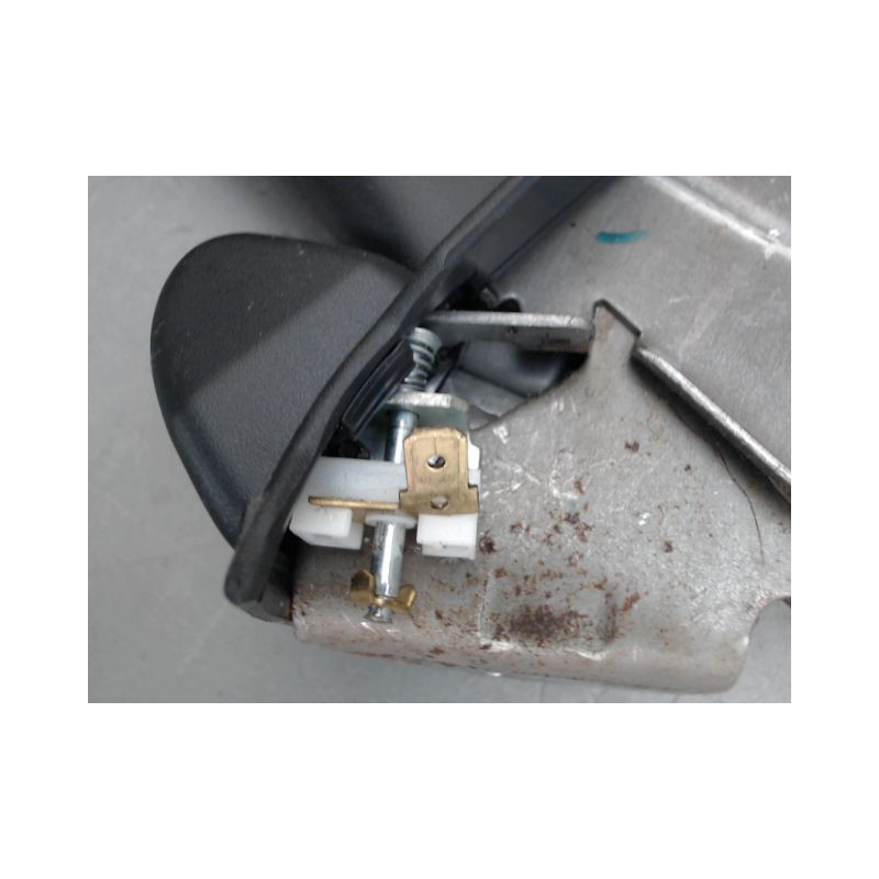 LEVIER FREIN A MAIN DACIA SANDERO