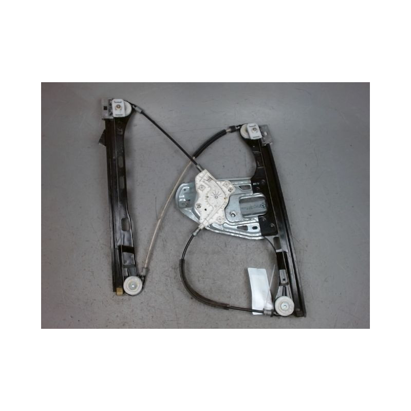MECANISME+MOTEUR LEVE-GLACE AVANT DROIT MERCEDES CLASSE C 2000-