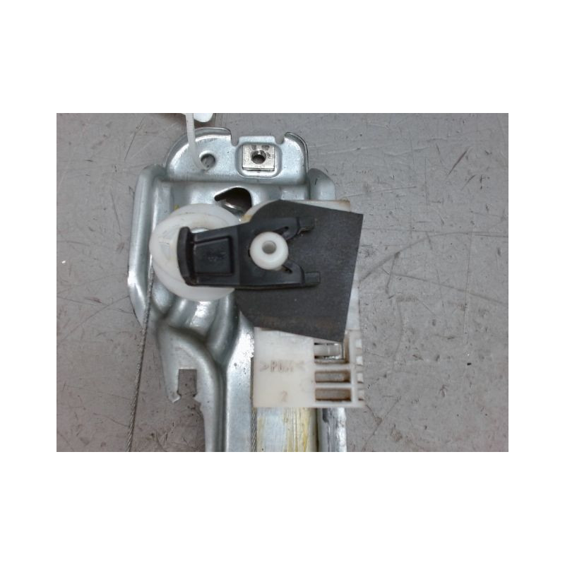 MECANISME+MOTEUR LEVE-GLACE ARRIERE GAUCHE RENAULT CLIO III 2009-
