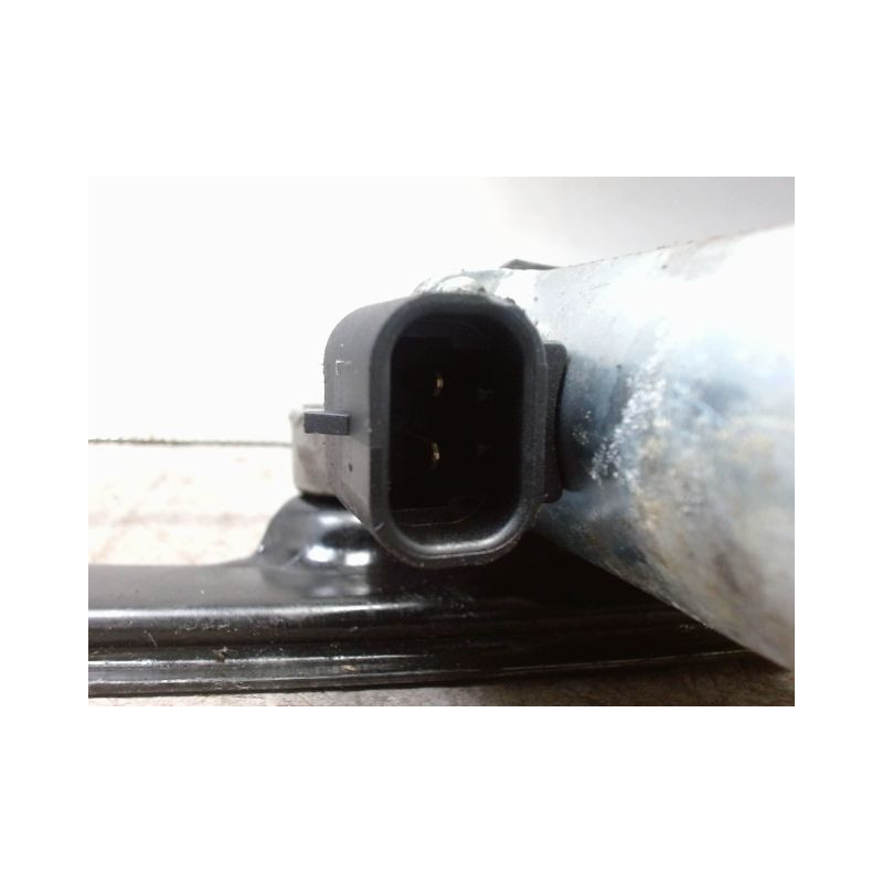 MECANISME+MOTEUR LEVE-GLACE AVANT DROIT FIAT PUNTO 99-2003