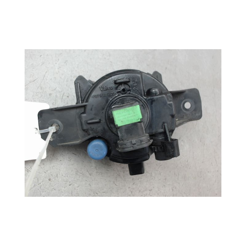 PHARE ANTIBROUILLARD AVANT GAUCHE NISSAN QASHQAI