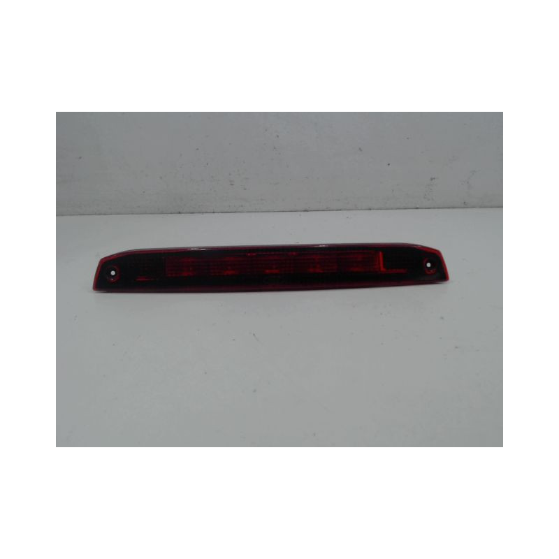 FEUX STOP SUPPLEMENTAIRE FORD FOCUS