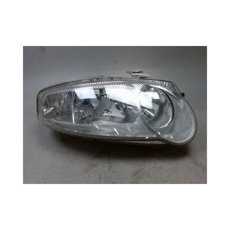 PHARE DROIT ALFA ROMEO 147 Phase 1 2001-2004