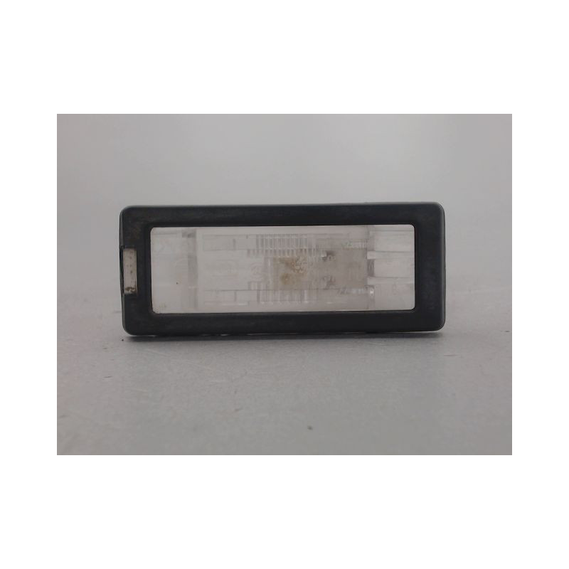 ECLAIREUR PLAQUE DE POLICE GAUCHE RENAULT CAPTUR
