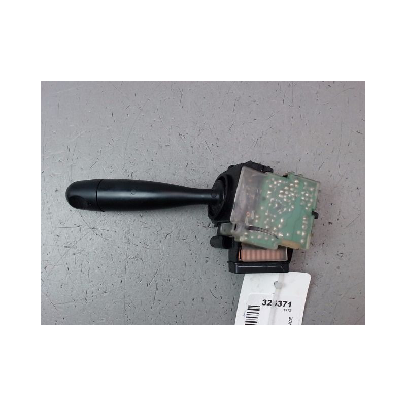 COMMANDE ESSUIE GLACE TOYOTA YARIS I Phase 2 2003-2005
