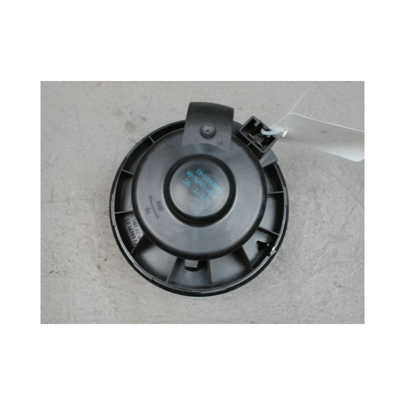 MOTEUR VENTILATEUR CHAUFFAGE VOLVO V40