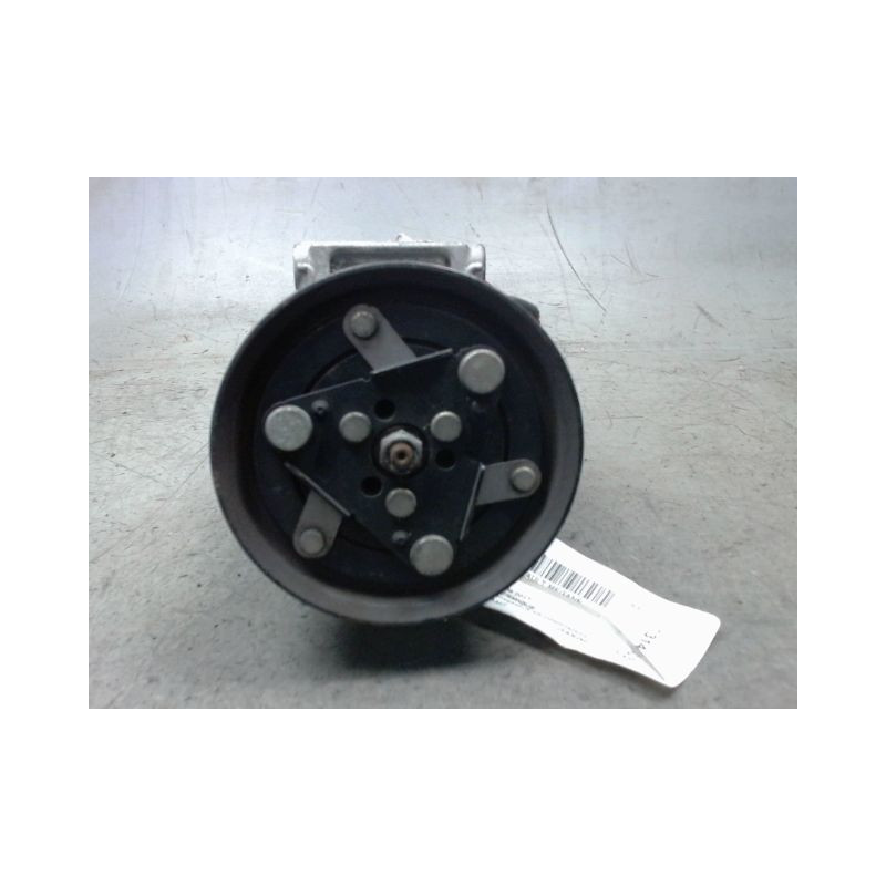 COMPRESSEUR AIR CONDITIONNE RENAULT MEGANE