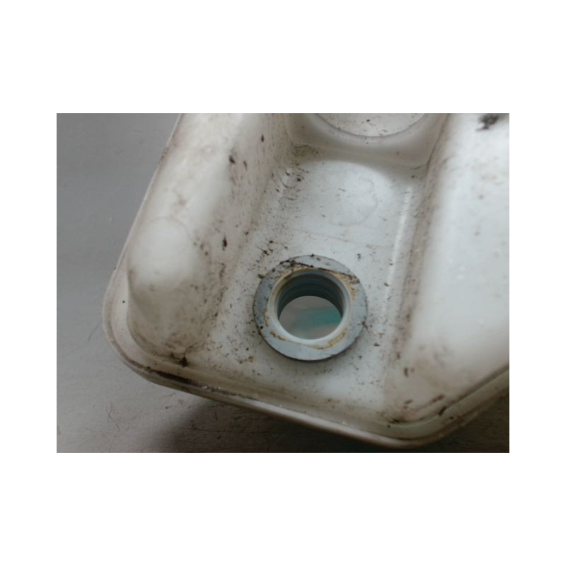 RESERVOIR LAVE-GLACE AVANT VOLVO V40
